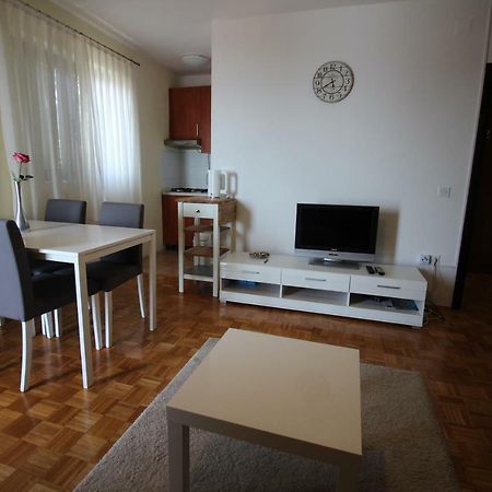 נובי ווינודולסקי Apartments Nikola מראה חיצוני תמונה